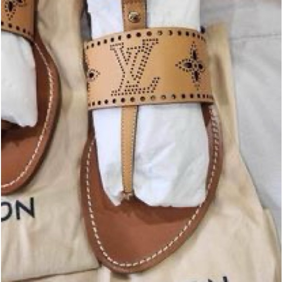 Louis Vuitton Horizon Flat Sandals - Picture 2 of 7